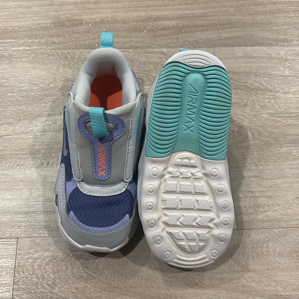 Nike AirMax Kids 9C Like New Used